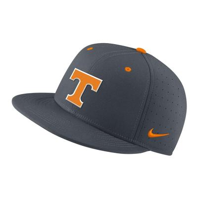 Tennessee Nike Aero True Fitted Baseball Cap FLINT_GREY