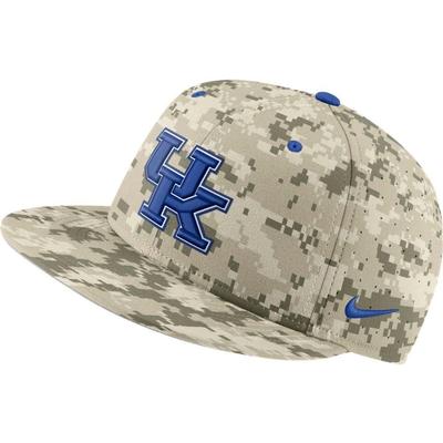 Kentucky Nike Aerobill Camo Baseball Fitted Hat