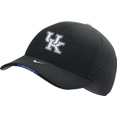 Kentucky Nike Aero C99 Dri-Fit Flex Fit Hat